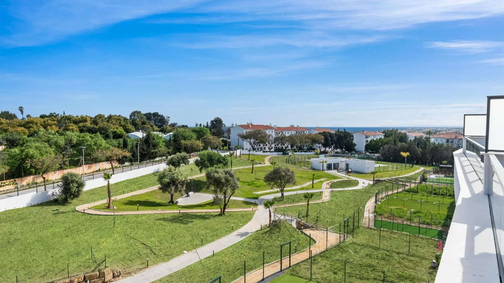 Top Floor Seaview Apartment Estepona