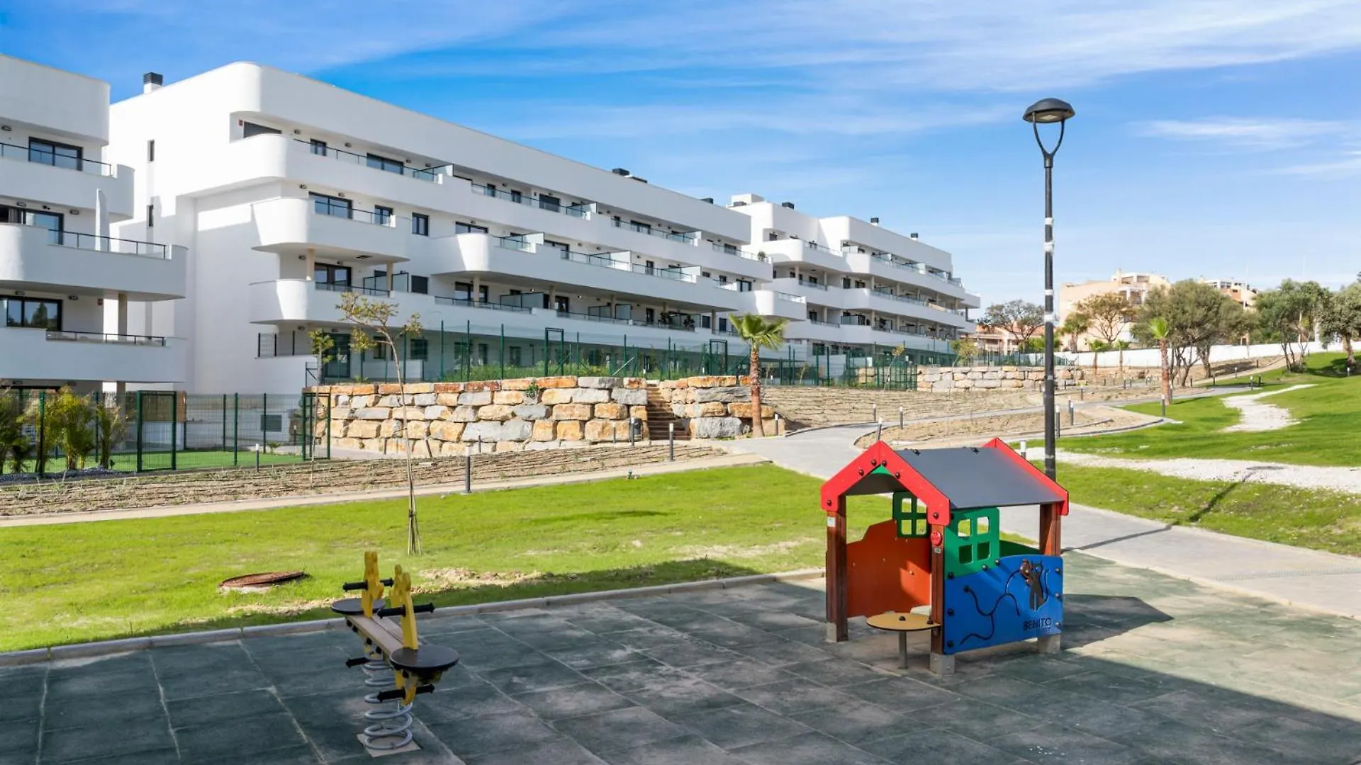 Top Floor Seaview Apartment Estepona